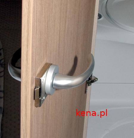 Zamek do łazienki- klamki